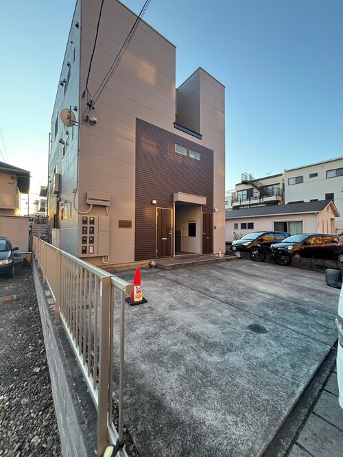 落ち着いた印象に変身しました♪